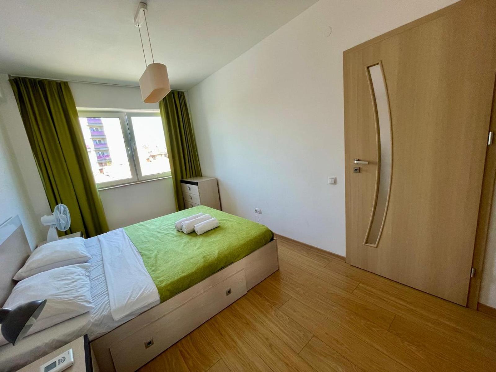 Yamaluxe Apartments - Between The Lakes - Close To Iulius Mall Kluż-Napoka Zewnętrze zdjęcie